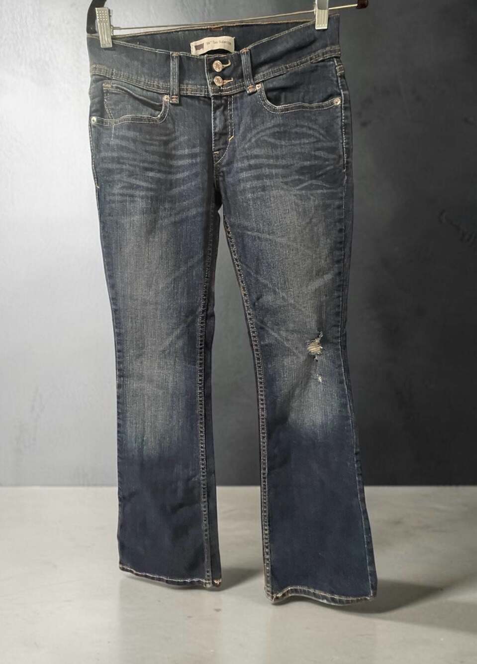 Levi's 524 Too Superlow Bootcut Jeans Size 28x32